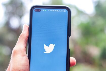 Overcoming Common Social Media Advertising Challenges